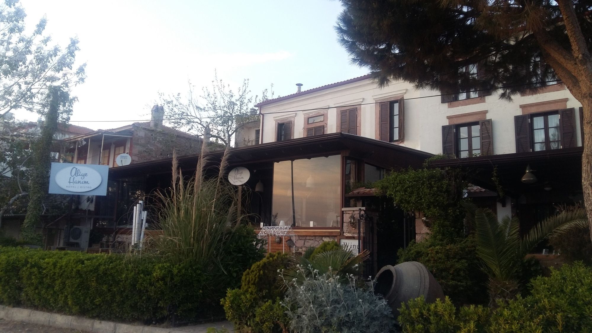Aliye Hanim Ayvalik Bagian luar foto